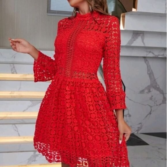 PREMIUM BRANDED LACE DRESS - Picture 8 of 13